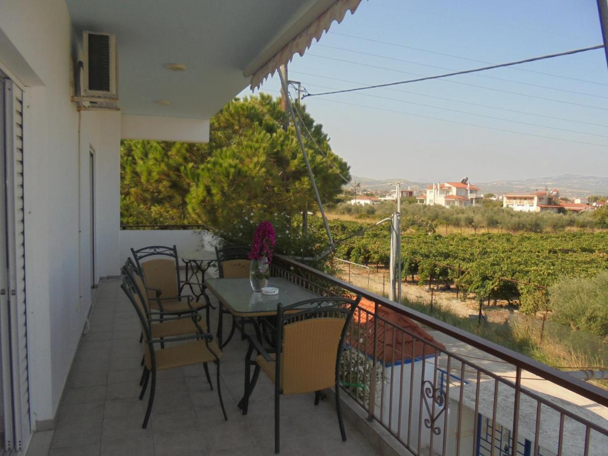 Kostas Family House Apartment Káto Ássos Bagian luar foto