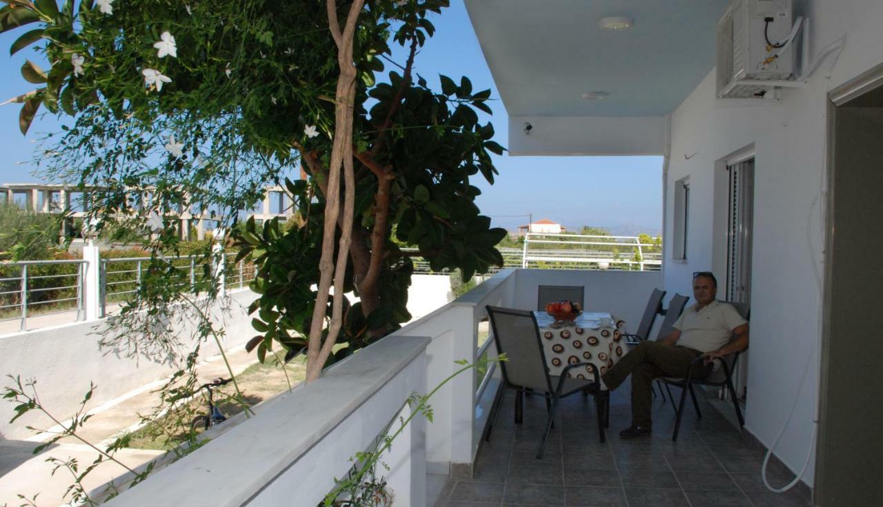 Kostas Family House Apartment Káto Ássos Bagian luar foto
